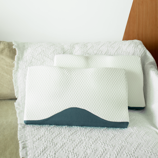 工厂直供慢回弹太空记忆绵蝶形舒眠枕